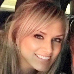 Meet your Posher, Traci